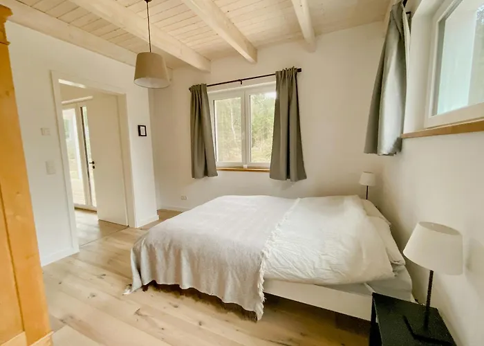 Vakantiehuis Charming Forest House Near Lueneburg Heath